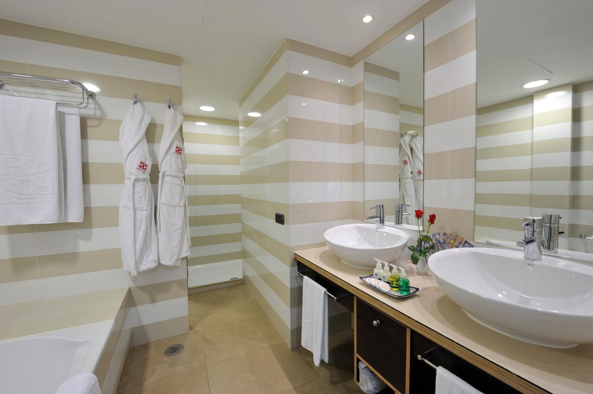 Suite Superior con Vista Mare